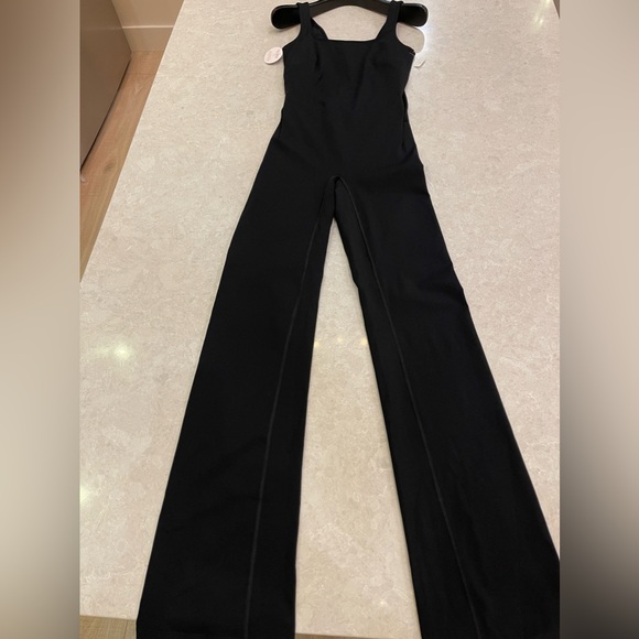 New SPANX Booty Boost Jumpsuit In Black Size XS - Picture 7 of 16